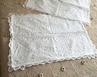 A Pair of Shabby Chic Cotton Handmade Battenburg Lace Pillow Shams, Pillow Slips, Queen/Standard Size, Linens, White, Beige, BC028