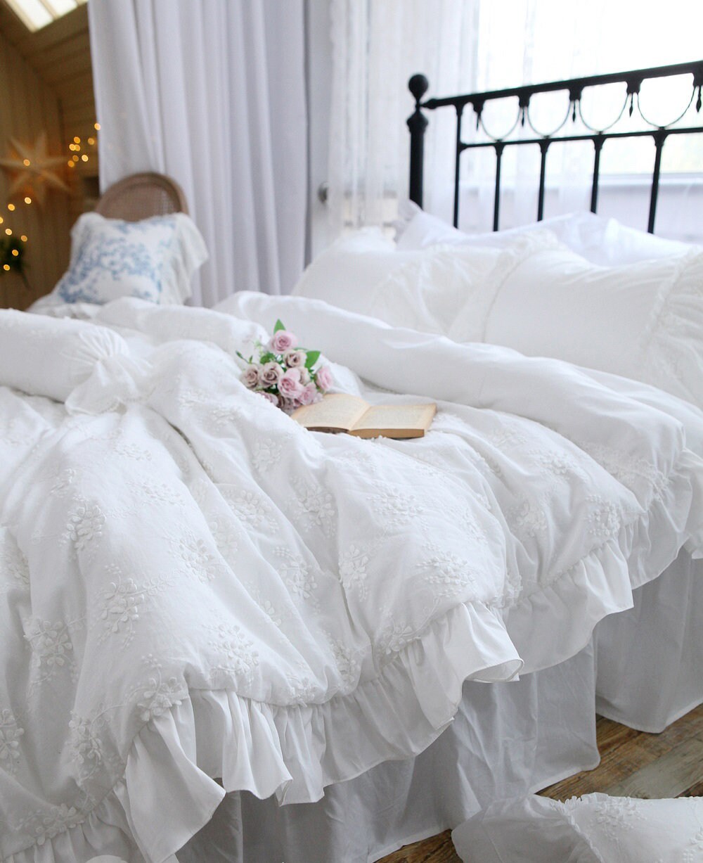 white frilly duvet set