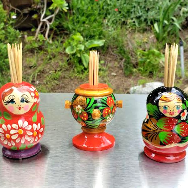 Decorative Toothpicks Holder, Floral Design Natural Wood Container Dispenser for Storage Toothpick in Russian Nesting Doll & Samovar Shape