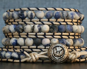 READY TO SHIP wrap bracciale-sodalite su perla in pelle bianco-blu, bianco e argento