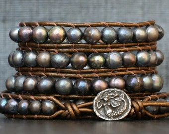 pearl wrap bracelet - fresh water peacock black pearls on bronze leather - mermaid button - mermaid bracelet - beach jewelry