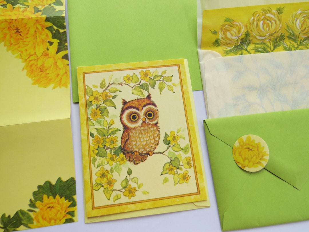 Hallmark Drawings Vintage Stationery Collection - Yellow Chartreuse Green & Brown ...