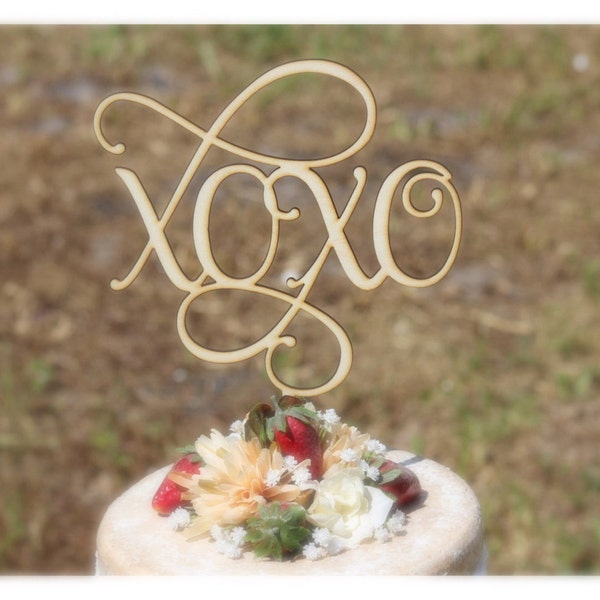 Rustic XOXO Wedding Cake Topper | Wooden Cake Topper | Engagement Cake Topper | Cake Topper for Wedding | Cake Top | Wedding Cake Decorating