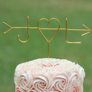 Wire Initials Arrow Cake Topper - Decoration - Beach wedding - Bridal Shower - Bride and Groom - Rustic Country Chic Wedding