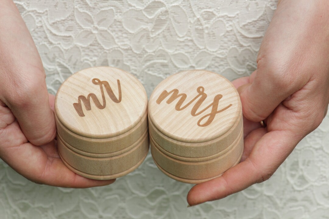 JarThenaAMCS Rustic Wooden Ring Box - Mr & Mrs Wedding Ring Case For Ceremony, Engagement, Valentine's Day Gift - View #8