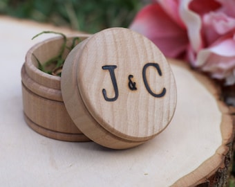 Rustic Wooden Ring Box - Wedding ring Box - Personalized Gift - Wedding Gift - Anniversary Gift - Custom Wedding Gift