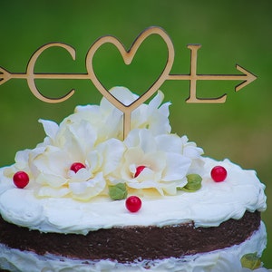 Rustic Initials Arrow Cake Topper | Decoration | Beach wedding | Bridal Shower | Bride and Groom Cake Top| Rustic Country Chic Wedding Top