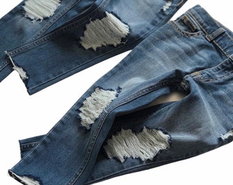 Distressed Skinny Jeans