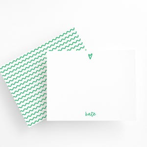 Set di cancelleria personalizzato minimalista con cuore verde, biglietti piatti con nome personalizzato, cancelleria semplice per ragazze, adolescenti e donne