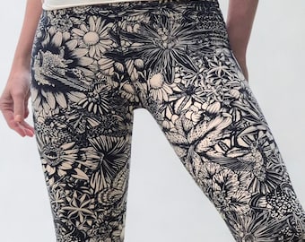 Legginsy z nadrukiem w kwiaty kolibra, kremowo-czarne, bawełna z elastanem