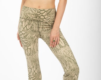 Rozszerzane legginsy - kremowo-oliwkowe FEATHER - rozszerzane legginsy - wysoki stan - odzież do jogi - odzież do tańca - odzież uliczna - cholewka - odzież sportowa