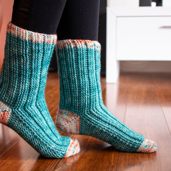 Segue Socks (US & UK crochet terms)