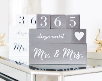 Engagement Gift Box: 3-in-1 Wedding Countdown Blocks, Advent Calendar, Luggage Tags, Gift For Engagement, Mr and Mrs, Bride To Be, Gift Set