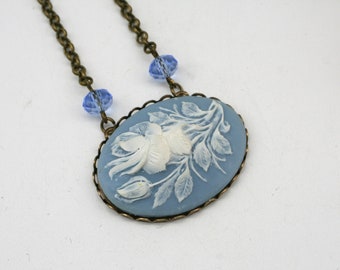 Dragonfly Necklace Sunflower Garden Necklace Bee Necklace Botanical Jewelry Flower Necklace Gift for Gardener Bird Necklace