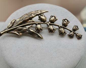 Broche de lirio de los valles de latón antiguo - Broche Art Nouveau - Pin floral