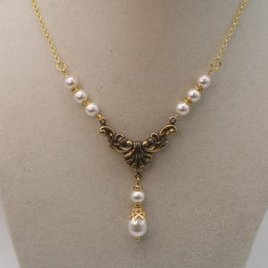 Brass Art Nouveau Pearl Necklace: Vintage 1920s Bridal Jewelry