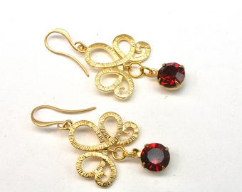 Red Matt Gold Earrings- Vintage Style- Red Drop Earrings- Geometric Earrings- Crystal Earrings- Great Gatsby- Downtown Abbey- Deco Style