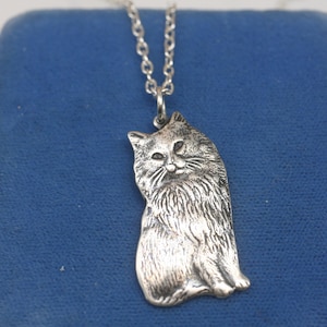 Silver Cat Necklace- Cat Jewelry- Animal Necklace- Cat Lover Gift- Minimalist Necklace- Cat Pendant- Gift For Her Mom Sister- Birthday Gift