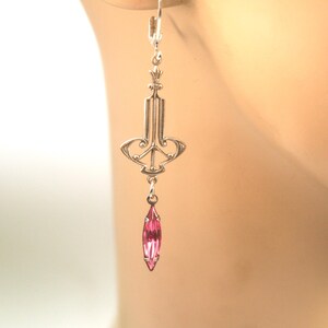 Vintage Art Deco Earrings: Austrian Rose Pink Rhinestone Drop Earrings