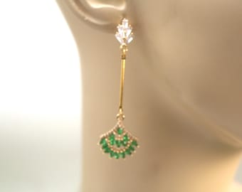 Smaragdgroene waaieroorbellen met zirkonia: art-deco flapperstijl