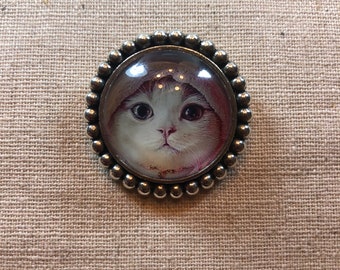 Cat Brooch, Cat Pin, Animal Pin, White Cat Pin, Cat Lover Jewelry, Gift For Her