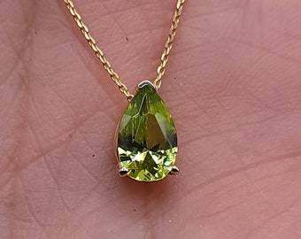 14Kt Gold Peridot Teardrop Necklace, Peridot Pendant, August Birthstone Necklace