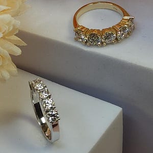 2.50 Ct Diamantring, 14K Gold 5 Stein Diamantring, Lab gewachsener Diamantring