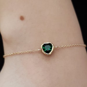 14Kt Gold Emerald Bracelet, Emerald Heart Bracelet, Emerald Bezel Bracelet, Emerald Dainty Bracelet, May Birthstone Bracelet