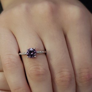 Alexandrit Ring, Alexandrit Diamant Ring, Zierliche Ring, Juni Birthstone Ring, Versprechen Ring, Jubiläum Ring, Geschenk für sie