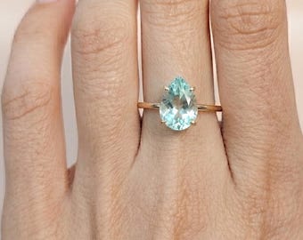 14K Gold Aquamarine Ring, Minimalist Dainty Stacking Ring, Natural Aquamarine Teardrop Pear Gold Jewelry, March Birthstone Gift
