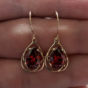 14K Gold Garnet Earrings, Garnet Gold Earrings, Garnet Dangle Earrings, Gold Drop Earrings, Teardrop Earrings, January Birthstone Earrings