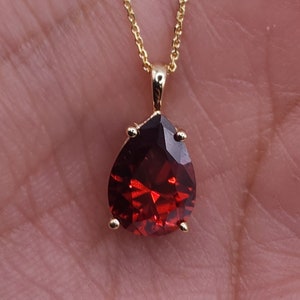 14Kt Gold Garnet Teardrop Necklace, 1.5 Ct Garnet Pendant, January Birthstone Necklace