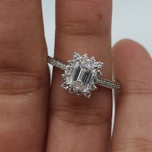18K 1.38 Ct Diamond Ring, 18Kt Gold Diamond Halo Engagement Ring, Lab Grown Emerald Cut Diamond Ring