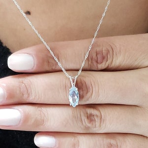 14Kt Gold Aquamarin Halskette, Aquamarin Anhänger, Marquise Halskette, März Birthstone Halskette, Geschenke in letzter Minute