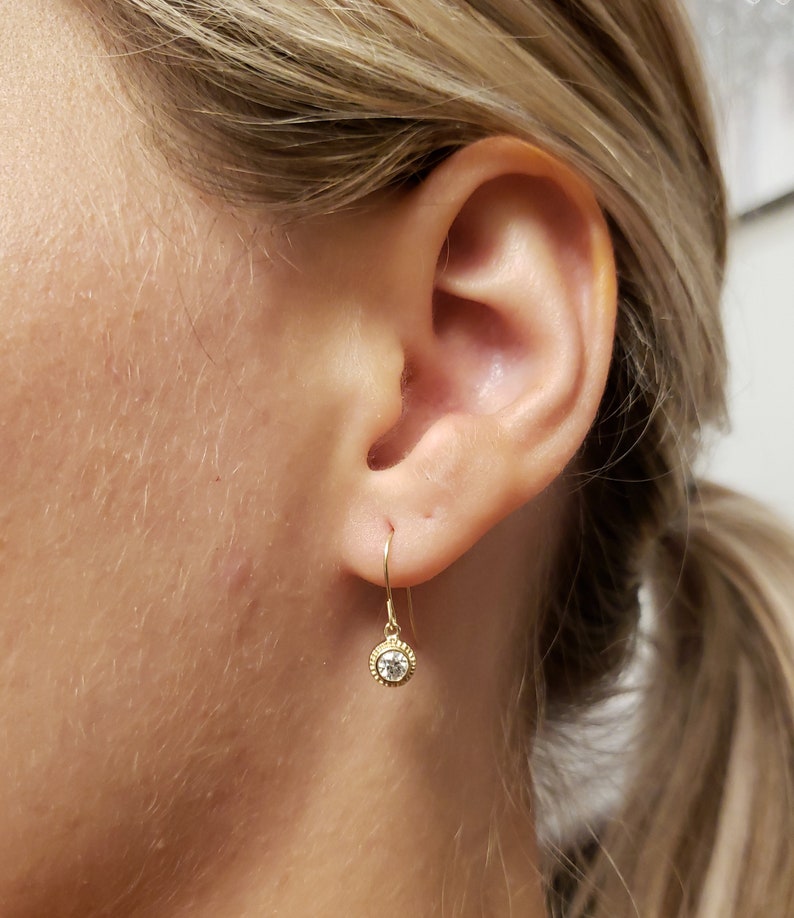 Small Gold Earrings Designs for Daily Use - The Caratlane