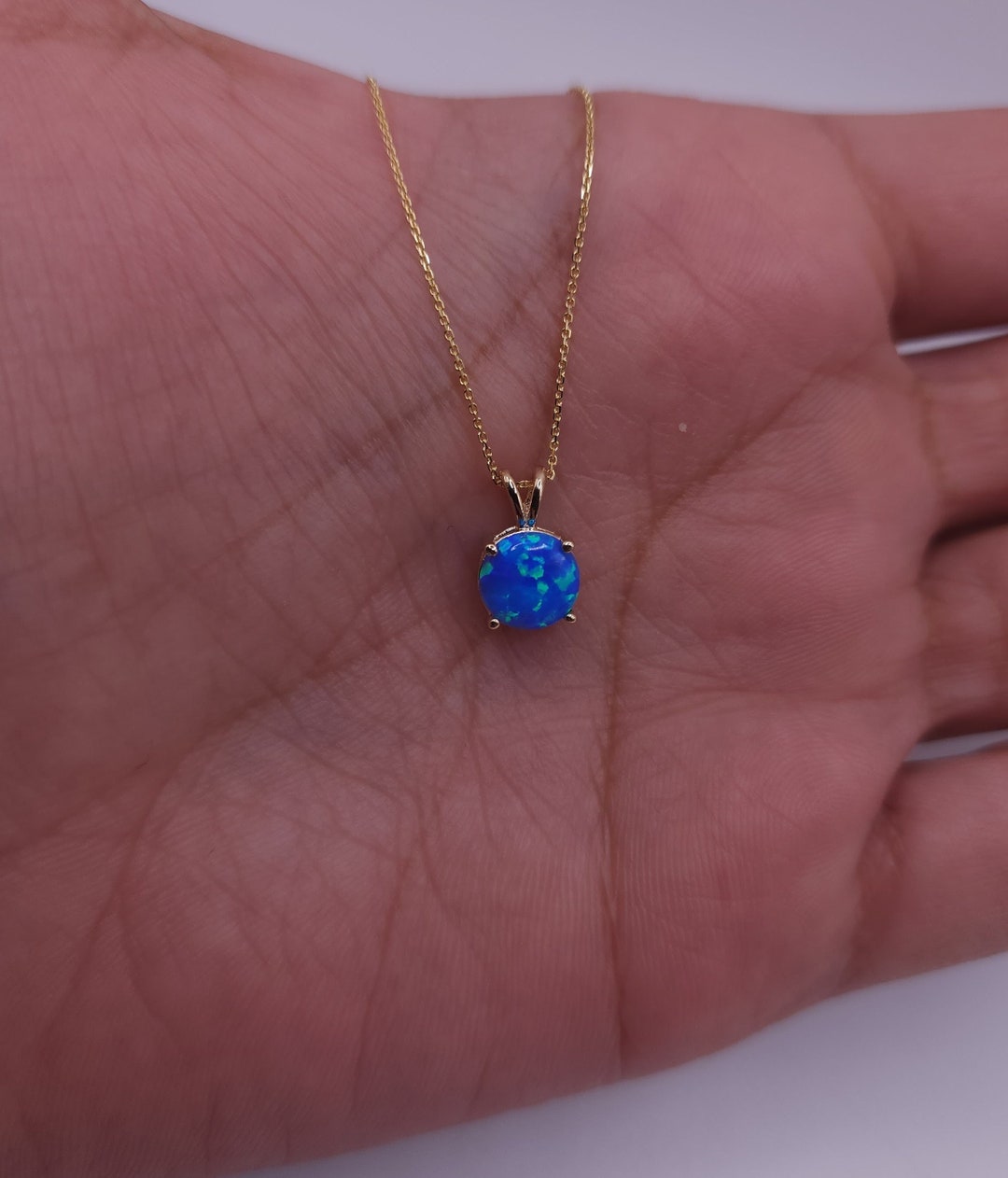 BLUE OPAL GRADIENT WITH DIAMOND CLASP NECKLACE main image 0