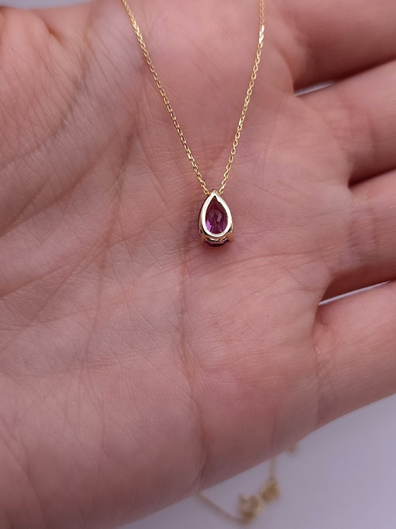 Alexandrite on sale gold necklace