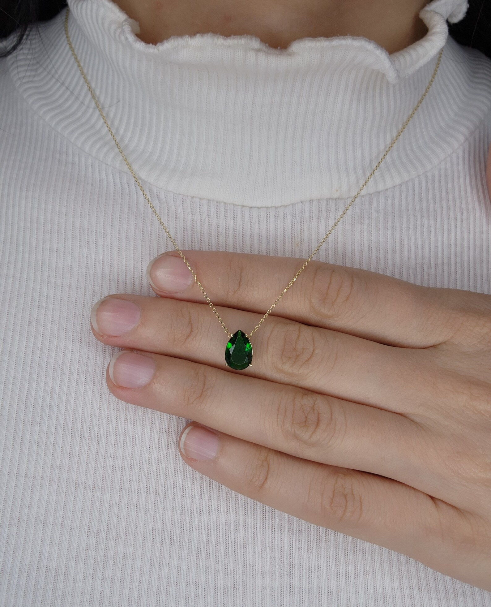 18K GOLD PLATED HEART, TEARDROP CRYSTAL, EMERALD CRYSTAL CHARMS NECKLACE, .5