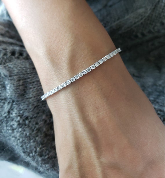 Single Line Miracle Plate Diamond Tennis Bracelet