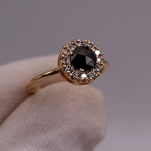 Anillo de diamante negro de 14 quilates, anillo de diamante negro de talla rosa natural, anillo de diamante negro con halo, anillo de oro auténtico
