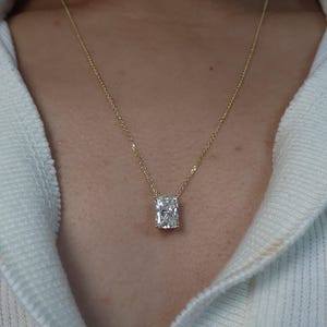2 Ct Diamond Necklace, 14K Gold IGI Certified Diamond Radiant Cut Pendant, Lab Grown Diamond Solitaire Necklace, Attached Chain