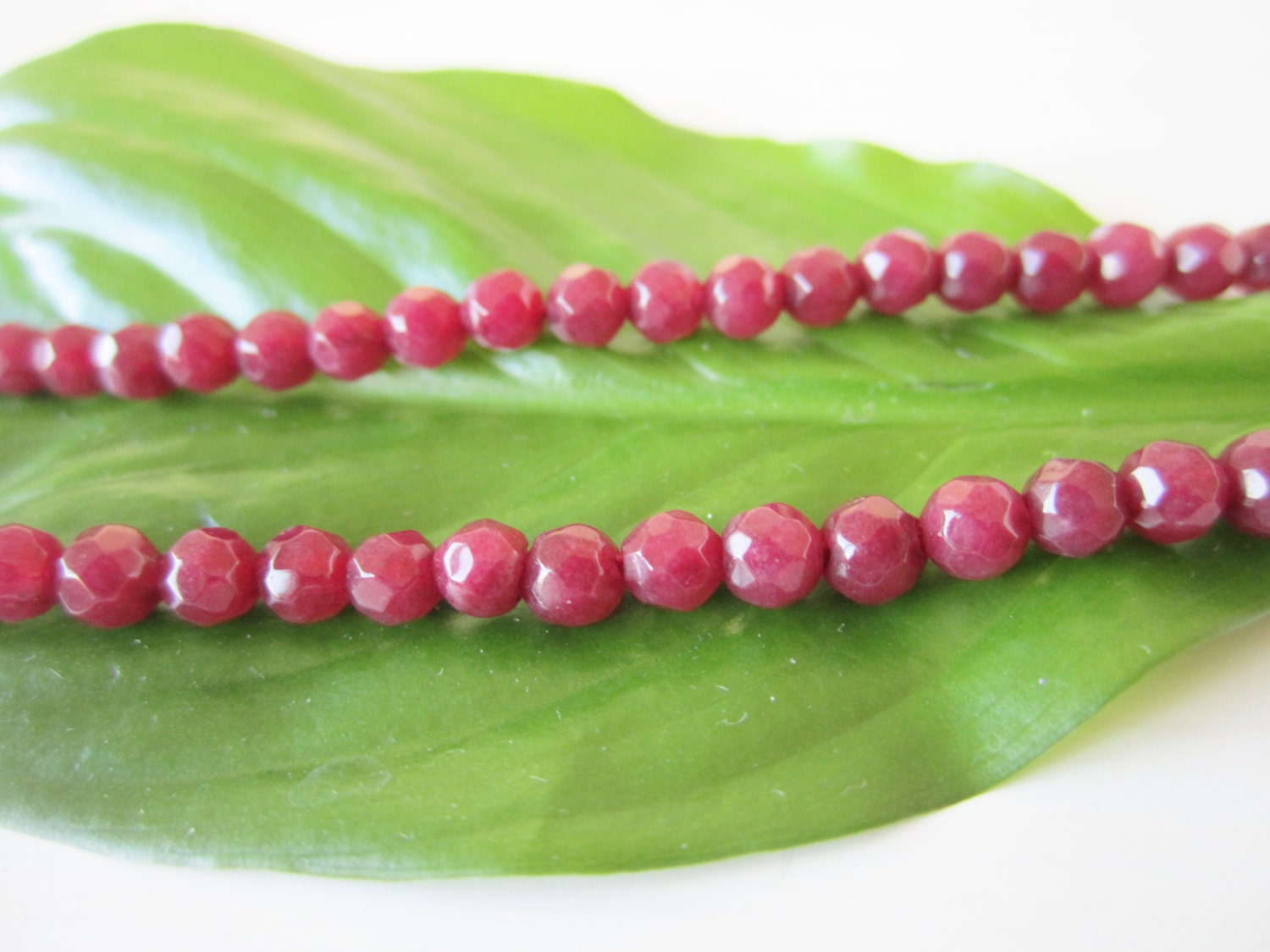 Natural Red Jade Gemstone Beads 4mm Full Strand 16 | Etsy