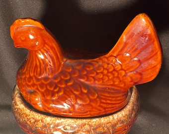 Vintage Hen On Nest Casserole Dish