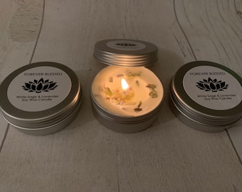 Paquete de 3 velas de cera de soja con salvia blanca y lavanda en lata