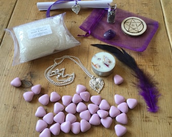 Kit de hechizos para aliviar la ansiedad • hechizo contra la ansiedad • set de regalo de lujo • brujería • vela de cera de soja • sales de baño relajantes • collar de alas de ángel
