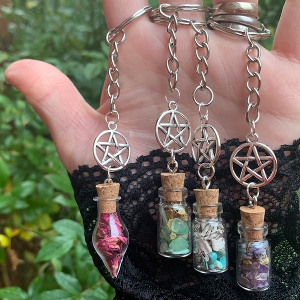 Spell jar keychain - pentacle keychain - keyring - protection keychain - anxiety - wealth - spell bottle - witch - gift