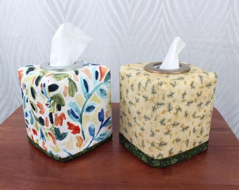 Reversible tissue box cover - Abstract Floral / Tan Pine Cone print