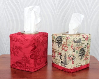 Reversible tissue box cover - Cranberry Floral / Retro Christmas Print