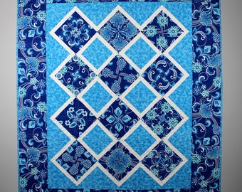 Handmade Traditional Blue and White Floral Throw Quilt