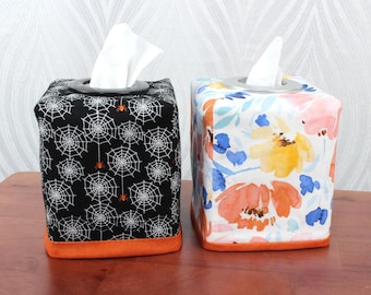 Reversible tissue box cover - Floral / Halloween